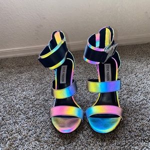 steve madden felice reflective heel NWOT